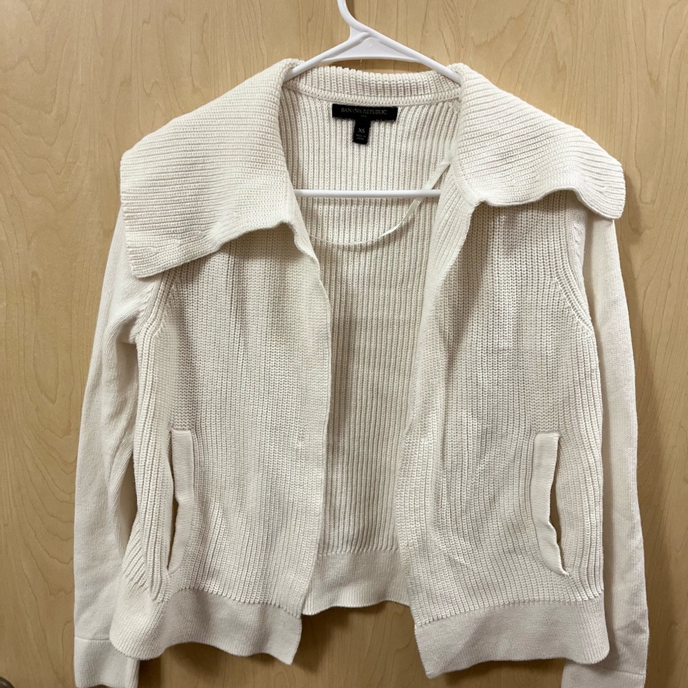 Banana Republic White Cardigan Sweater Ribbed Knit